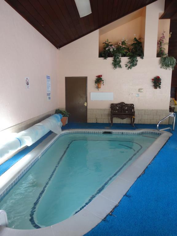 Boulder Lodge June Lake Bagian luar foto