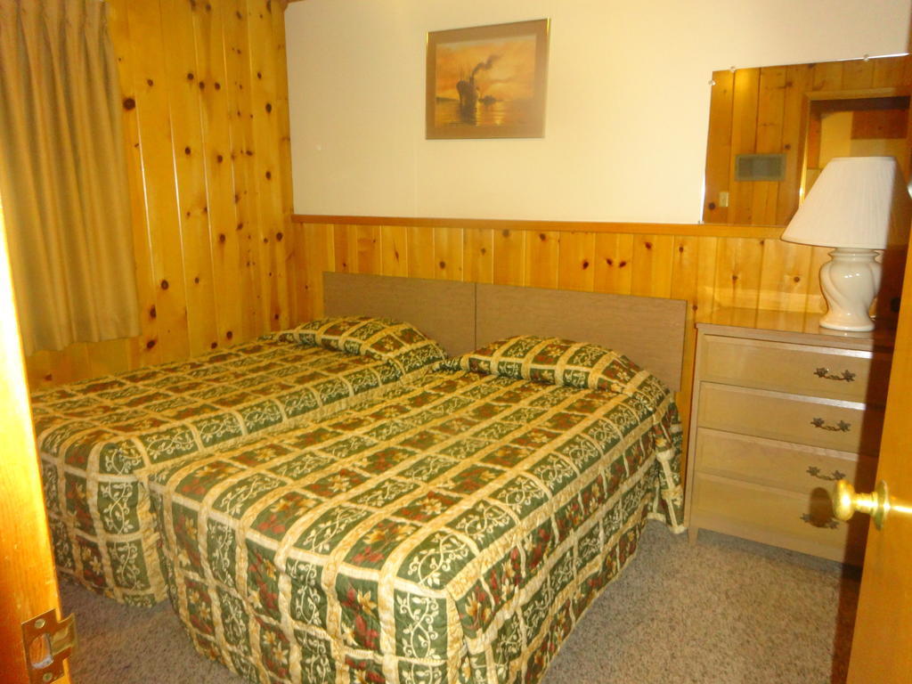 Boulder Lodge June Lake Ruang foto