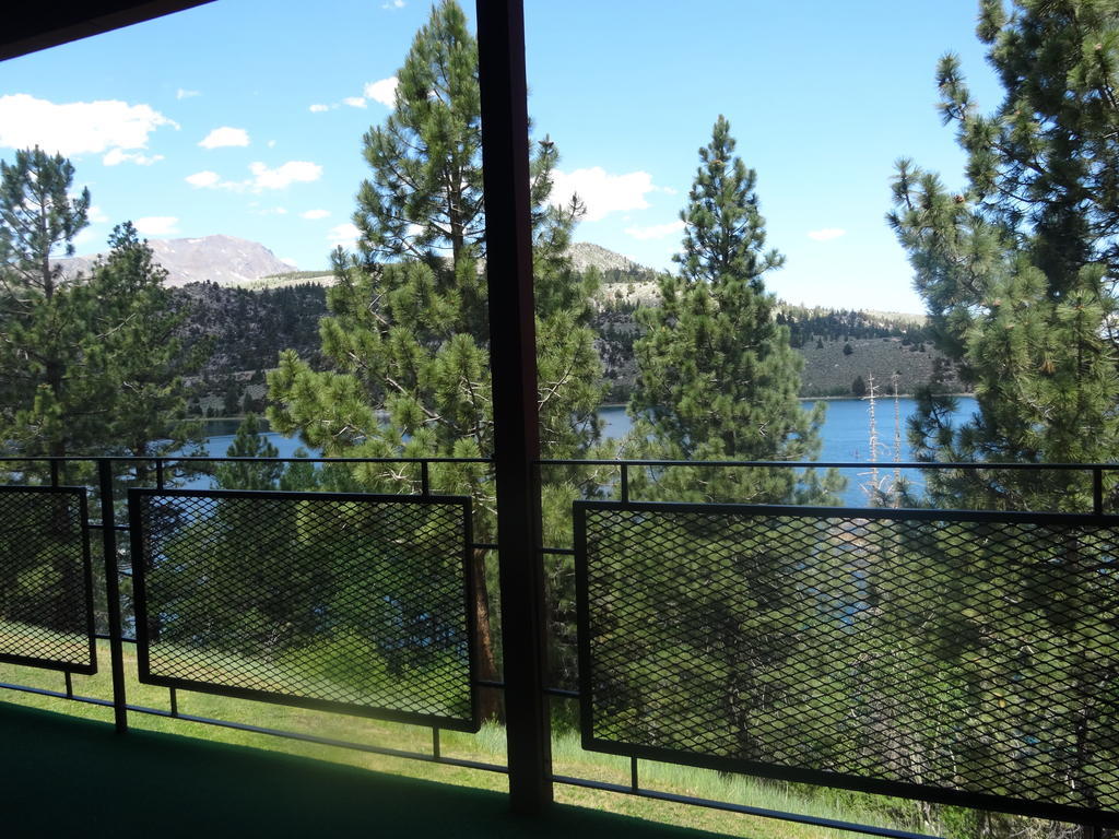 Boulder Lodge June Lake Ruang foto