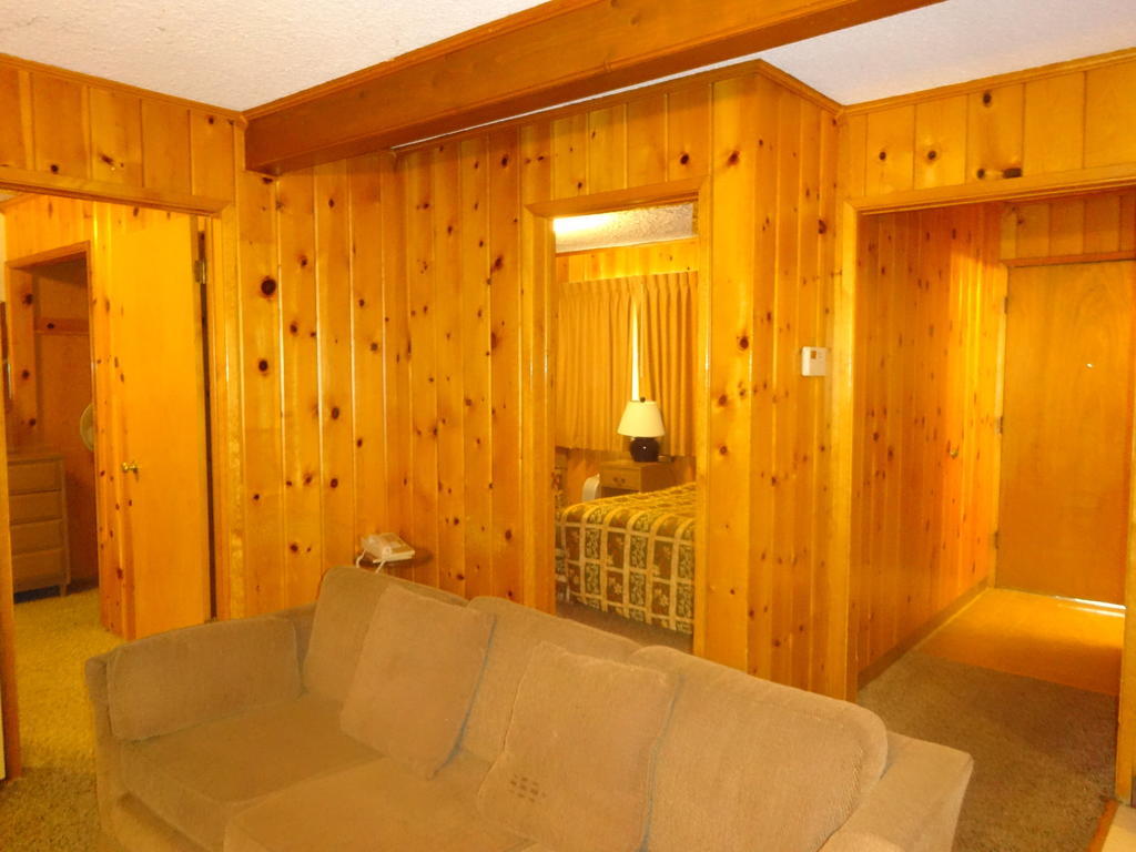 Boulder Lodge June Lake Ruang foto